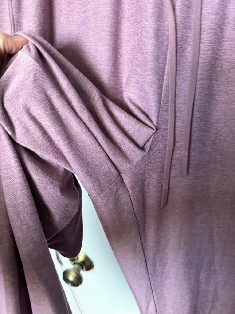 Fabletics Joggers - Picture 3 of 5